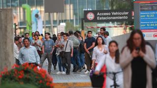 Caen ingresos reales de trabajadores formales de minería, comercio y construcción