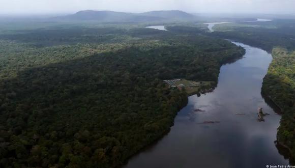 Vista aérea del Esequibo, territorio en disputa entre Guyana y Venezuela. (Foto: Juan Pablo Arraez/AP Foto/Picture Alliance)