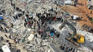 Terremoto profundiza la miseria en norte de Siria, devastado por la guerra y en pleno invierno