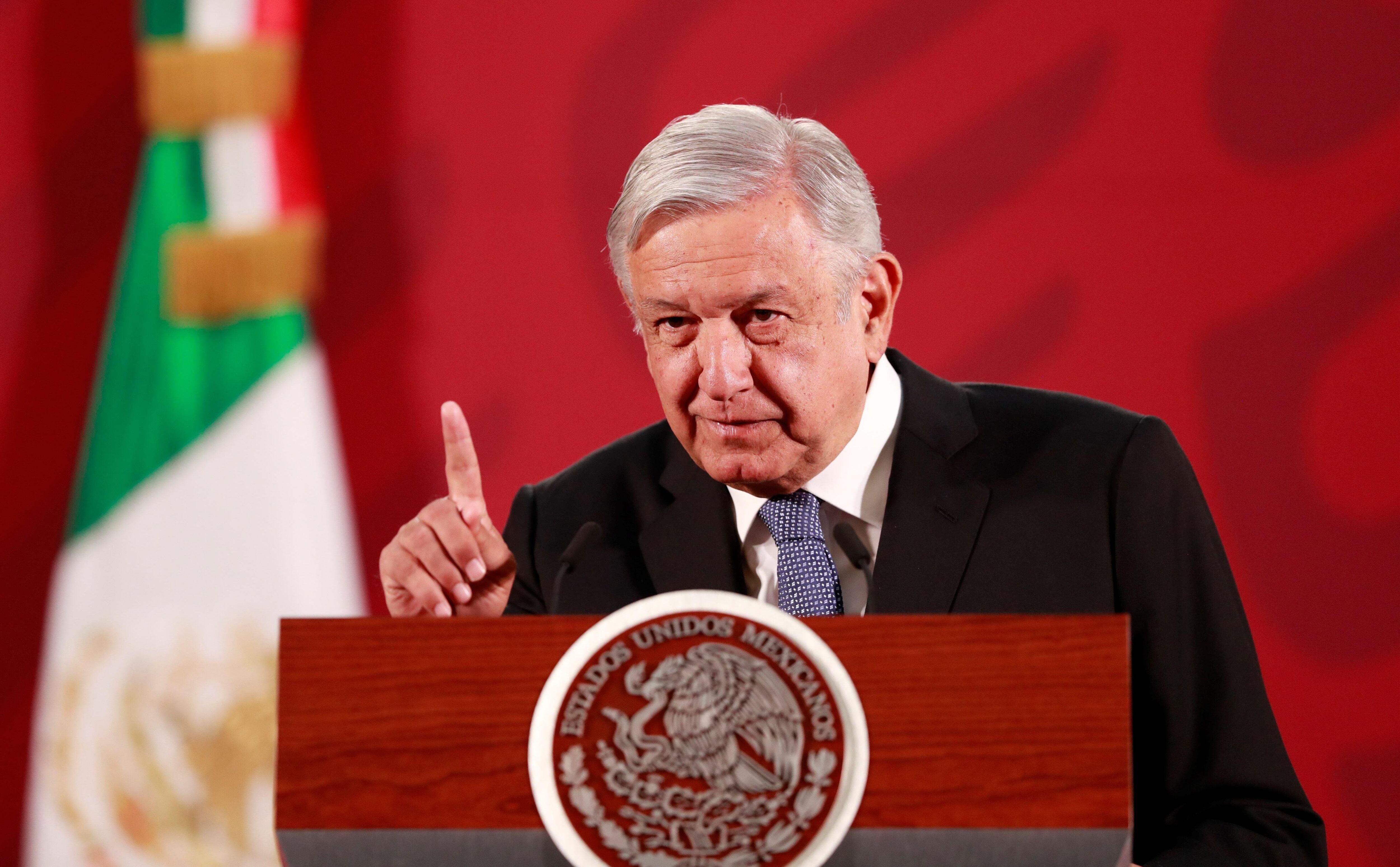 El presidente de México ahora llama a “quedarse en casa” ante el aumento de casos de coronavirus. (VIDEO.EFE/Jorge Núñez).