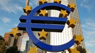 Inflación de la zona euro sigue en 'zona de peligro': BCE presionado a actuar