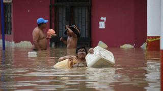 La caravana acuática que recorrieron los ciudadanos de Piura tras la emergencia