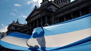 Argentina asegura que quiere pagar la deuda pero primero “tiene que crecer”