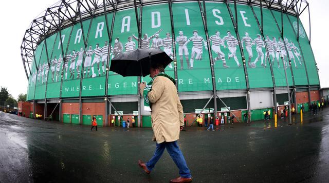 Celtic Park (Glasgow – Escocia). Es de los estadios más antiguos del mundo. Fue inaugurado en 1892. El Celtic lo utiliza para sus partidos de local. Tiene una capacidad para 60,411, aunque el récord de asistencia ha sido de 83,500. (Foto: Getty)