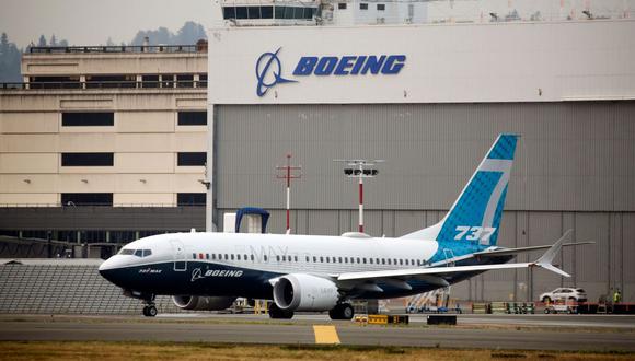 La orden de la FAA permite que Boeing vuelva a comercializar a aerolíneas de todo el mundo los 737 MAX para vuelos con pasajeros. (Foto: AFP)