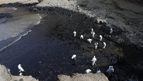Dos reservas naturales y veinte playas han sido afectadas por el derrame de petróleo en el mar de Ventanilla, el pasado sábado 15 de enero | Foto: El Comercio