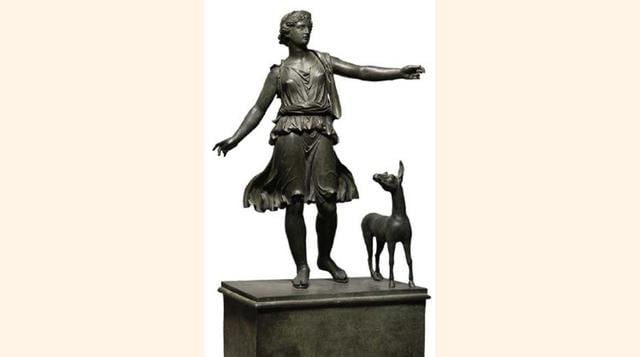 La escultura Artemisa y el ciervo. Este pieza de más de  2,000 años de antigüedad fue vendida en US$ 29 millones en una subasta de Sotheby’s.  (Foto: Theartwolf)