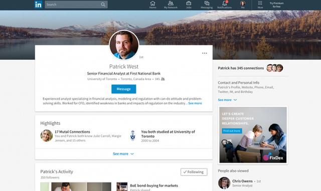 FOTO 3 | Compartir una actualización es la mejor manera de hacerles saber lo que está sucediendo en su mundo. Solo compartiendo unas pocas frases como: "Aprendí en la reunión de ayer que los especialistas en marketing gastarán un 20% más en video en el 2018", es una forma simple pero poderosa de ofrecer valor a los tomadores de decisiones mientras se mantienen en su radar.