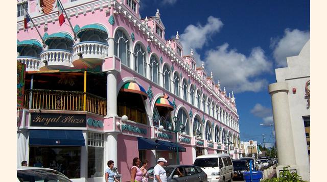 Aruba. En el Caribe, la nación de Aruba tiene a un 80% de población hispanohablante, a pesar de que la lengua oficial es la holandesa. (Foto: Wikipedia)