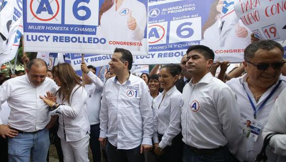 Omar Chehade y Carmen Omonte, que postulan al Congreso por el partido APP, anteriormente militaron en el Partido Nacionalista y Perú Posible, respectivamente