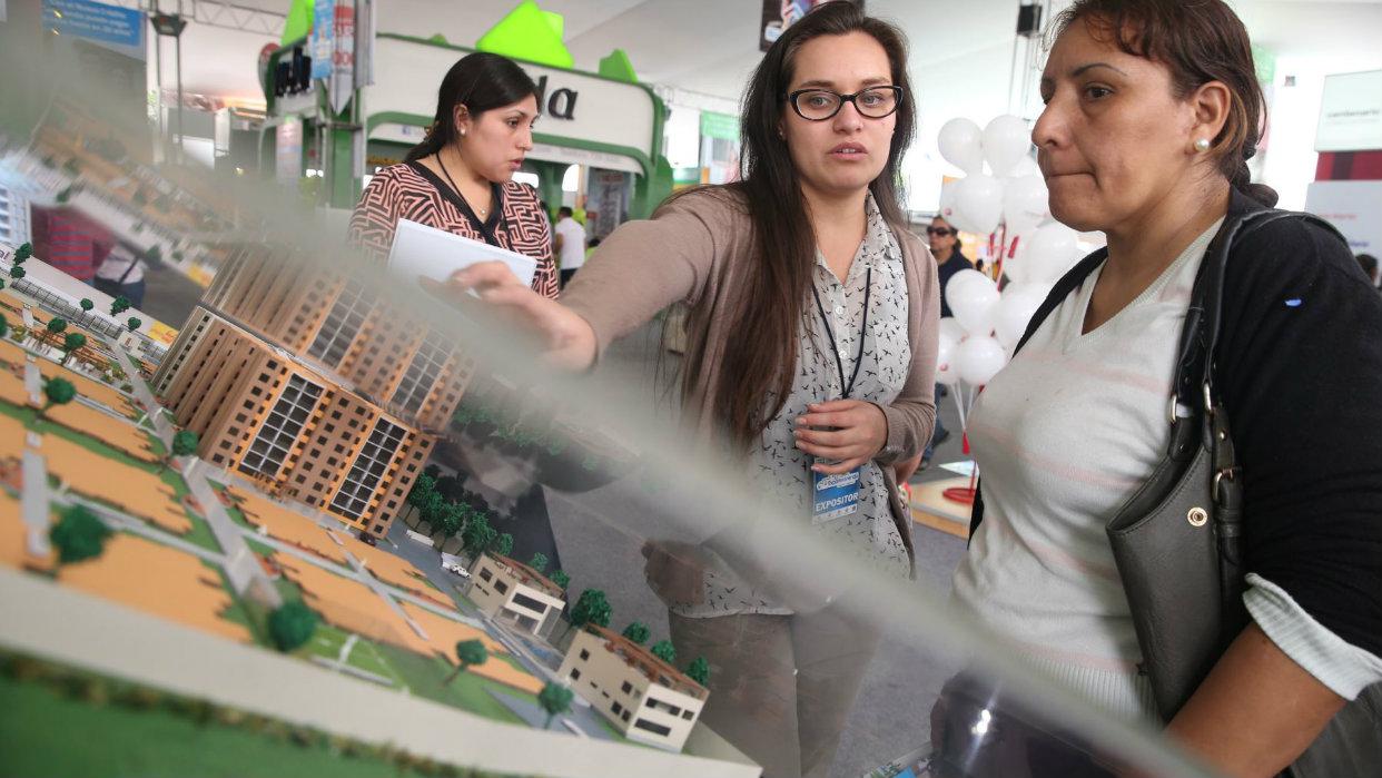 El viceministro explicó que los 7,300 bonos que fueron acompañados de créditos en el 2017 permitieron una colocación de alrededor de S/ 890 millones, frente a los S/ 870 millones registrados el 2016 (Foto: Andina).