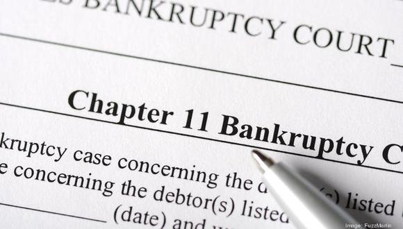 Un tormento constante es que el Capítulo 11 mantiene al deudor en posesión del negocio.