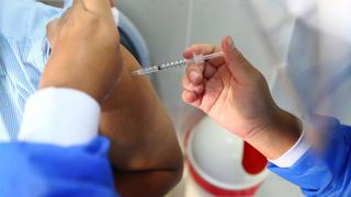 Comisión que investiga vacunaciones irregulares con dosis de Sinopharm entregará informe este jueves 25