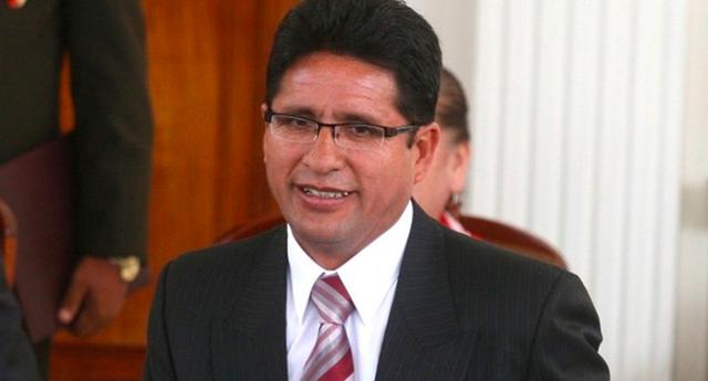 FOTO 5 | 5. Klever Meléndez. El prófugo exgobernador regional de Pasco fue sentenciado a 15 años y ocho meses de prisión por los delitos de cohecho y colusión agravada. El programa de Recompensas del Ministerio del Interior ofrece S/ 50,000 a quien informe de su paradero. (Foto: Andina)