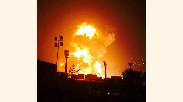 El último accidente mortífero en China data de julio del 2015: 15 personas resultaron muertas y otra decena heridas en la explosión de una reserva ilegal de fuegos artificiales en Hebei (norte). (Foto: T13)