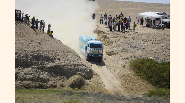 A diferencia de los últimos años, en los que el rally hizo una internada en Bolivia, en 2016 el país será atravesado por la caravana. Entrarán por el lago Titicaca para trazar una línea hacia el sur con dirección a Salta.