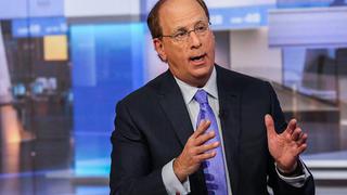 CEO de BlackRock prevé que inflación seguirá alta por crisis de suministros