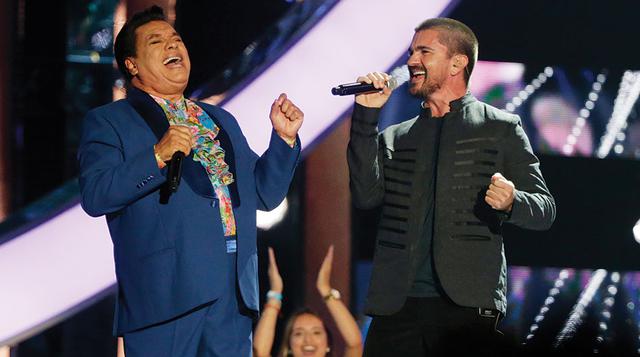 Reviviendo sus mejores temas, Juan Gabriel grabó el clásico “Querida” con el colombiano Juanes. La canción también se encuentra en el álbum “Los Dúo”, publicado en el 2015.