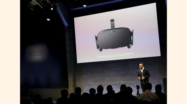 El casco Oculus Rift trabajará codo a codo con la consola de sobremesa de Microsoft, Xbox One. Esta es la forma en la que Microsoft combatirá al Project Morpheus de Sony. (Foto: Reuters)