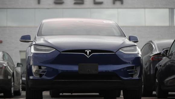 En el 2019, Tesla vendió unos 367,000 vehículos, un aumento de 50% respecto al año anterior. (Foto referencial: AP)