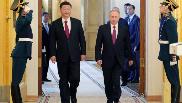 Vladímir Putin y Xi Jinping. (Foto: EFE)