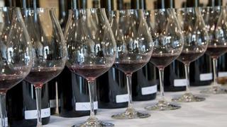 Productor de vino explica como llegó al precio de US$ 27 por botella