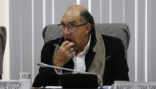Edwin Donayre se encuentra con paradero desconocido, aunque no ha salido del país, según su movimiento migratorio. (Foto: GEC)