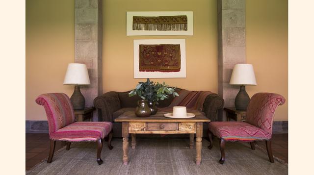 En la casa hacienda se lucen muebles fabricados por la carpintería de Inkaterra y una selección de textiles precolombinos que adornan las paredes del hotel. (Foto: inkaterra)