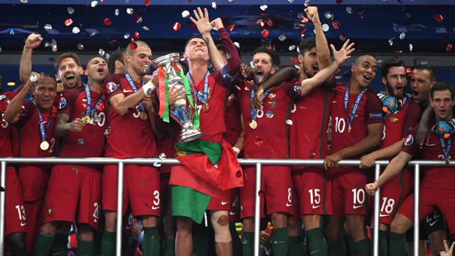 En el tiempo que estuvo en la cancha, Cristiano Ronaldo perdió tres balones y recibió una sola falta (la que lo lesionó de un esguince al ligamento). Realizó seis pases, de los cuales 4 fueron acertados. Hizo un regate pero no le resultó, según datos del 