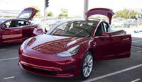 Tesla se acercaba a hito de Model 3 cuando Musk evaluaba compra