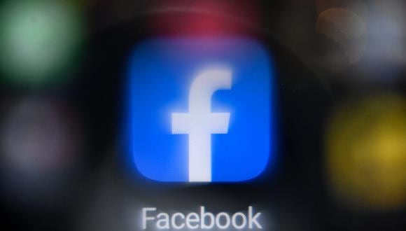 Tras la aprobación de la ley, Facebook había manifestado su desacuerdo bloqueando temporalmente contenidos de actualidad en ese país, pero debido a los reclamos el grupo dio marcha atrás y había llegado a un acuerdo de último minuto con el gobierno australiano. (Foto: Kirill KUDRYAVTSEV / AFP)