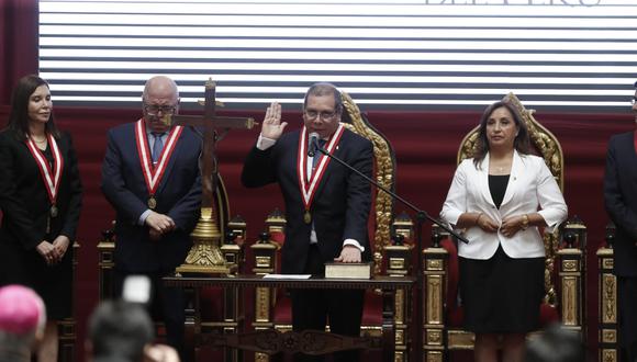 Javier Arévalo juró como presidente dle Poder Judicial este martes 3 de enero. Foto: GEC
