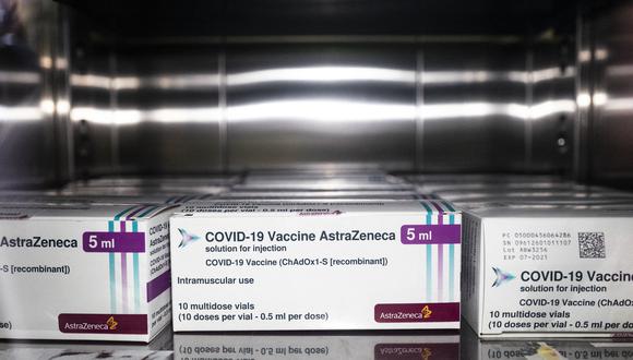 Cajas de la vacuna AstraZeneca contra el coronavirus. (Foto: AFP)