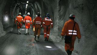 Grandes mineras no reportan daños tras terremoto en zona norte de Chile