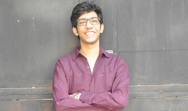 FOTO 12 | 12. Farrhad Acidwalla

Mientras estaba en la escuela en Mumbai, Farrhad Acidwalla lanzó la agencia de marketing Rockstah Media a sus 16 años, usando 10 dólares que le dieron sus papás. Acidwalla es ahora un multimillonario, inversionista y orador en TedX.