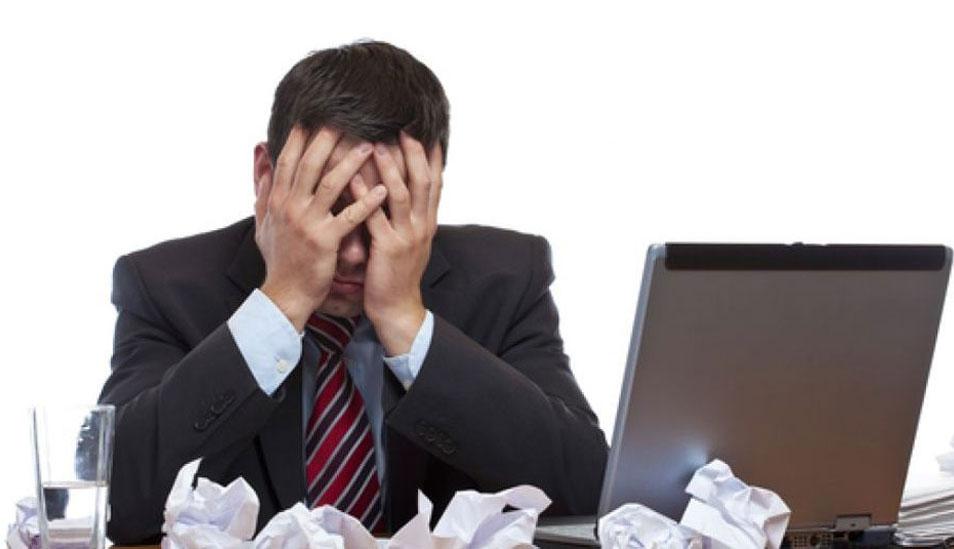 O 5 | 5. "Es que no sé si lo valgo…"
Si tú  crees que “no lo vales” ¿por qué alguna persona sí debería de creerlo? Muchos de los emprendedores no tienen fe en sí mismos y eso solo los llevará a un lugar: el fracaso. Deja de enfocarte en tu “valor” y ponte a trabajar en tus metas. Aunque no lo creas esta "estimación" es muy subjetiva, mejor presta atención a tus objetivos.

Te verás metido en demasiadas conversaciones negativas así que si yo fuera tú le empezaba a dar la bienvenida a toda clase de apoyo, especialmente el propio.