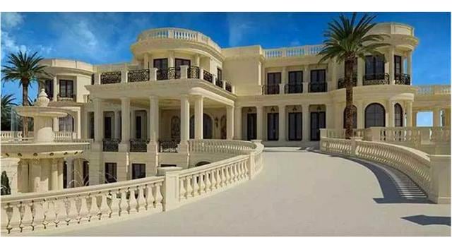 Hillsboro Beach, Florida. Esta gigantesca mega mansión de 60,000 pies cuadrados (5,575 m2), conocida conmo“Le Palais Royal”, tiene un valor de US$139 millones, convirtiéndola en la casa a la venta más cara en EEUU. Cuenta con 465 pies de frente marítimo, 
