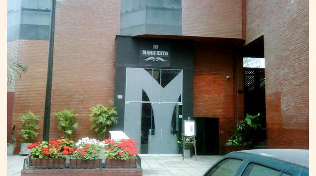 Manifiesto, es un homenaje a la comida tradicional del sur de Perú, que busca enaltecer los insumos de Tacna, con una marcada influencia italiana. Mantiene calidad gastronómica de su chef Giacomo Bocchio.