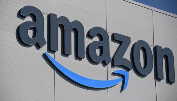 Amazon, el gigante estadounidense del comercio electrónico, tiene salarios diferenciados por estados (Foto: AFP)