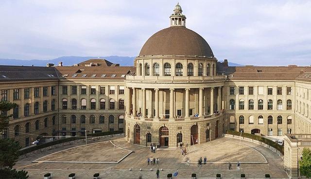 FOTO 11 | ETH Zurich. El instituto ha producido más de 20 premios Nobel, incluido el padre de la física moderna y el inventor de la teoría general de la relatividad Albert Einstein.
