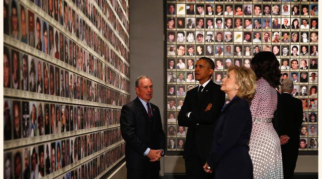 El museo también incluye un muro con las fotos de las víctimas de los atentados en Nueva York y Washington.