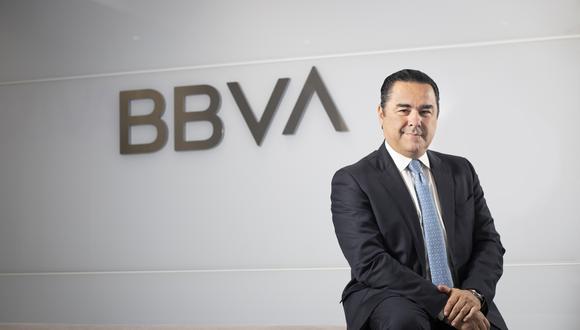 Retrato a Fernando Eguiluz, CEO de BBVA Perú.