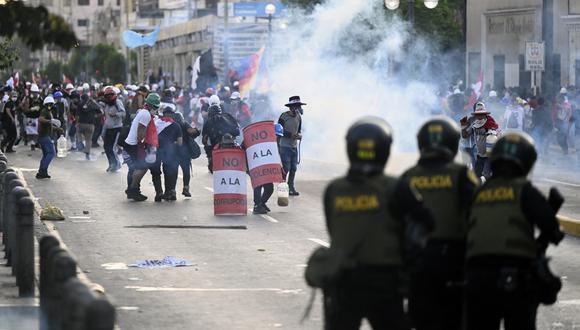 Protestas en Perú se reportan aún en cinco provincias. (Foto: ERNESTO BENAVIDES / AFP)
