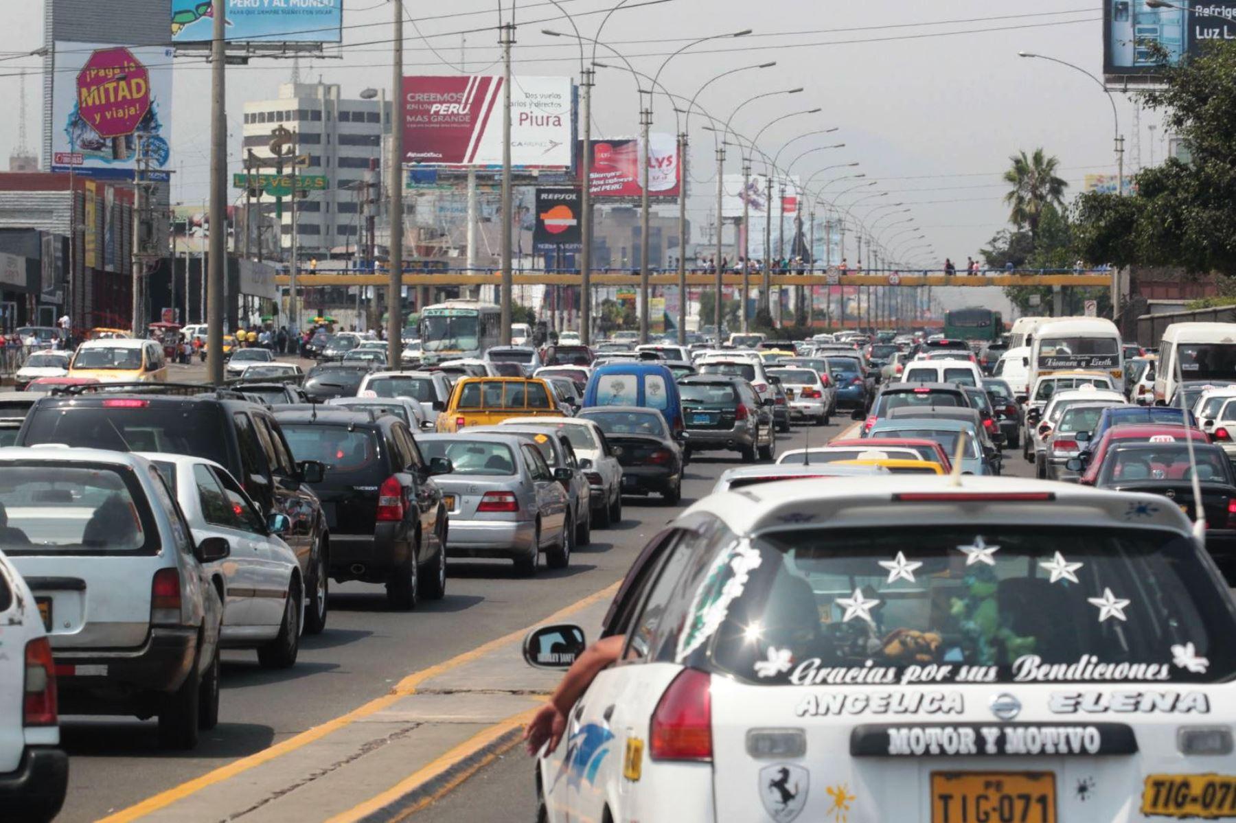 Inicio del horario para 'pico y placa' fue modificado. Ahora iniciará a las 6:30 a.m. (Foto: GEC)