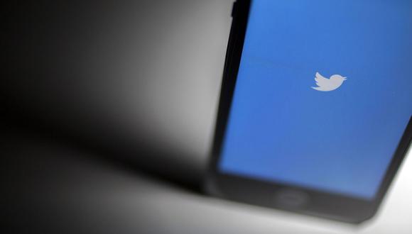 Mientras las investigaciones federales e internas están en curso, Twitter ha dicho que los piratas informáticos de alguna manera engañaron a los empleados para obtener acceso a las cuentas pirateadas. (Bloomberg)