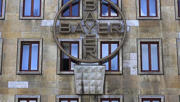La justicia alemana había abierto a mediados de diciembre la vía a un proceso de los accionistas contra Bayer. (Foto: EFE)
