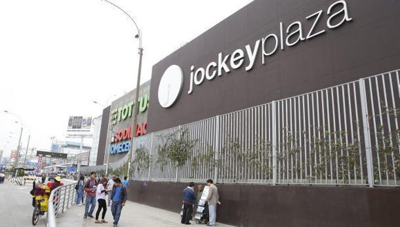 9 de julio del 2013. Hace 10 años. Jockey Plaza con nueva estrategia digital.