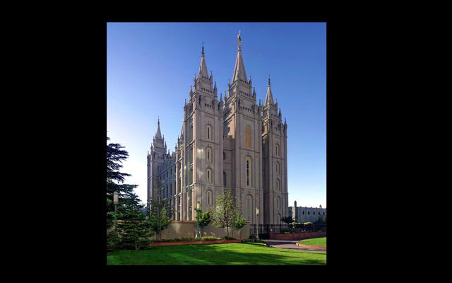 FOTO 6 | Salt Lake City International Airport, Utah: Aquí la escala mínima debe ser de 3 horas, tiempo en el que te llevan a ver el famoso templo de Salt Lake City. Los tours salen todos los días entre las 11:00 y 16:00 horas.