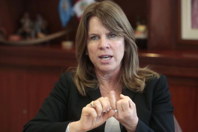 Foto 2 | Ministerio de Relaciones Exteriores. Cayetana Aljovín, antes ministra de Energía y Minas.