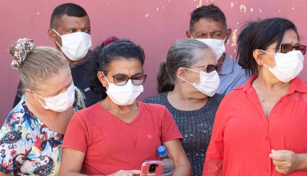El uso de mascarillas en si no garantiza la protección si no se combina con otras medidas. (Foto: EFE)
